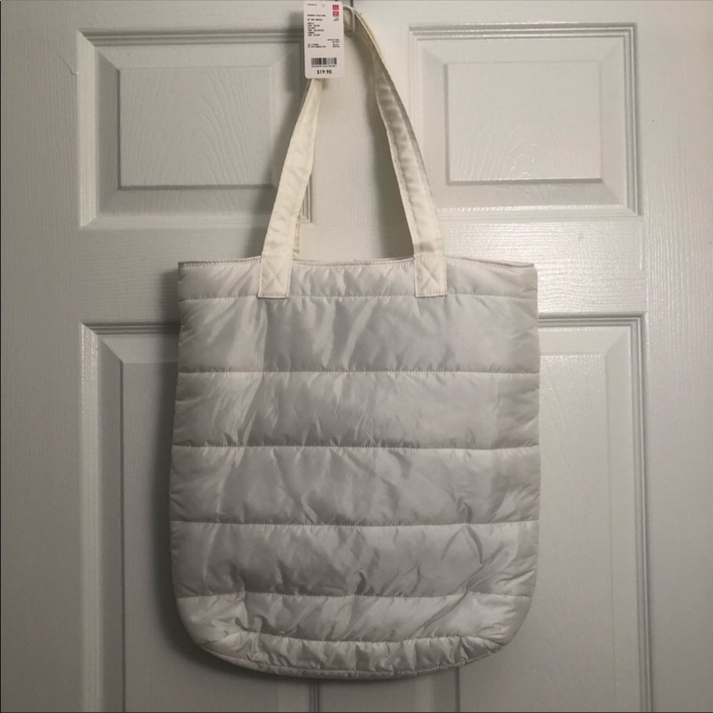 UNIQLO padded tote bag